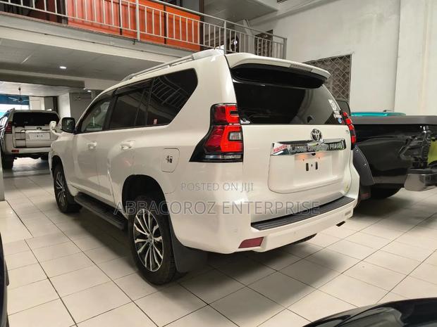Toyota Land Cruiser Prado 2020 White