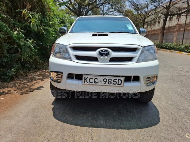 Toyota Hilux 3.0 D-4D Double Cab 2008 Pearl