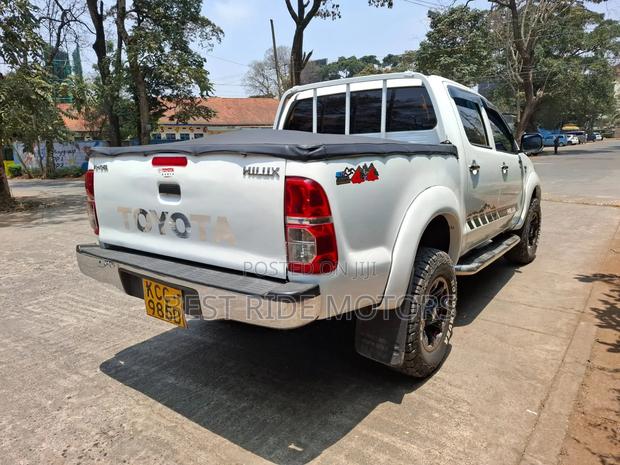 Toyota Hilux 3.0 D-4D Double Cab 2008 Pearl
