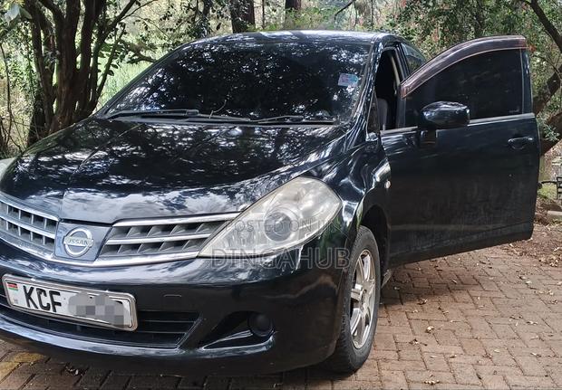 Nissan Tiida 2008 Black