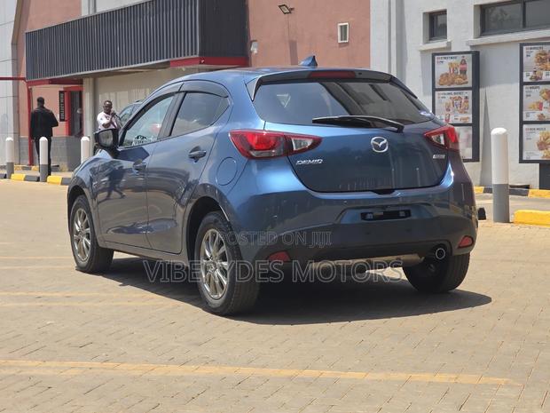 Mazda Demio 2018