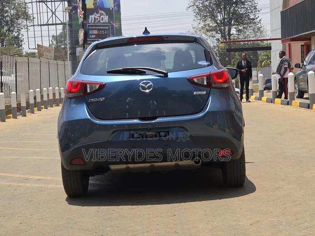 Mazda Demio 2018