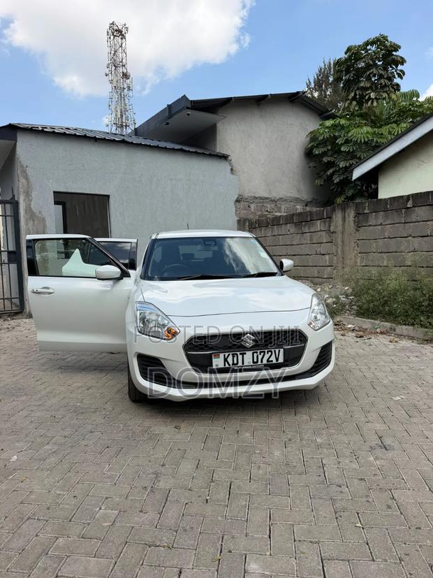 Suzuki Swift 2019 White