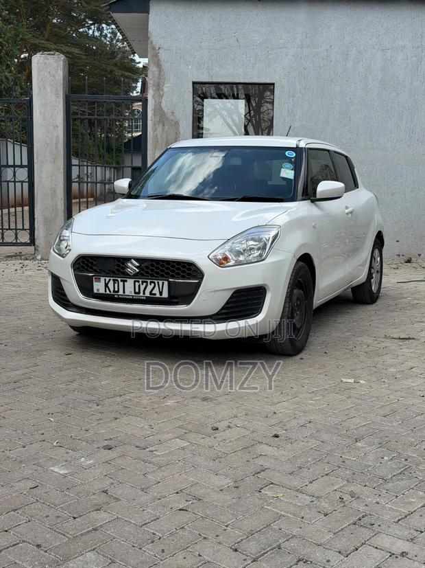 Suzuki Swift 2019 White