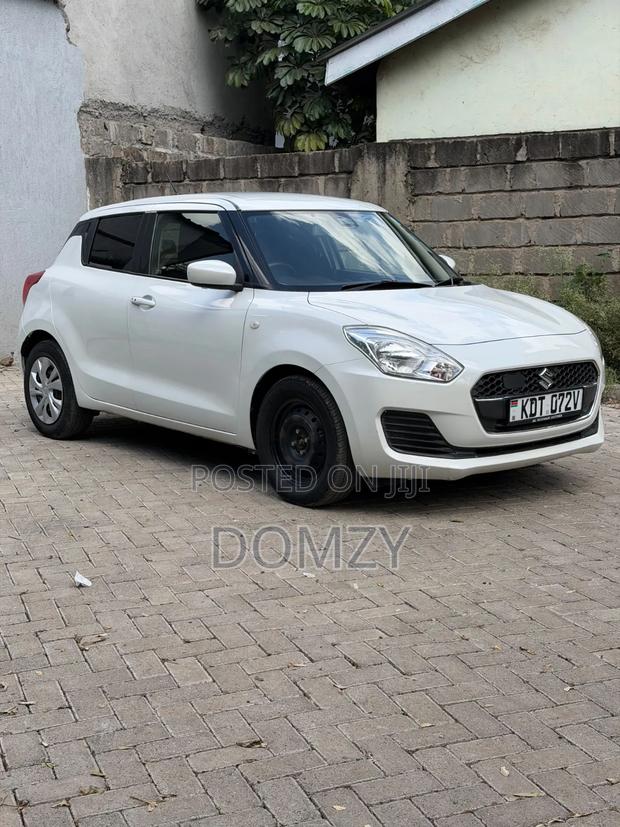 Suzuki Swift 2019 White