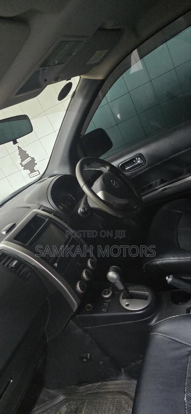 Nissan X-Trail 2011 Black
