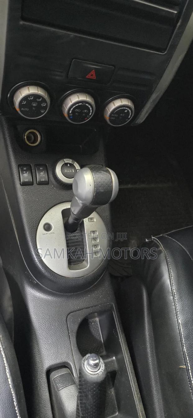 Nissan X-Trail 2011 Black