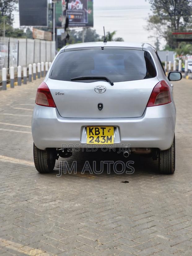 Toyota Vitz 1.3 AWD 3dr 2005 Silver