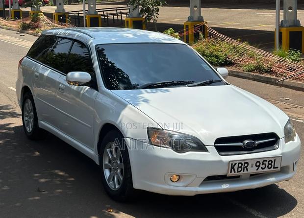 Subaru Legacy 2005 White