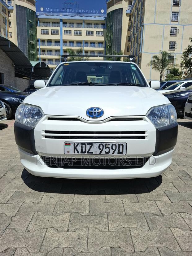 Toyota Succeed 2019 White