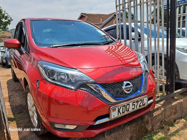 Nissan Note 2016 Red