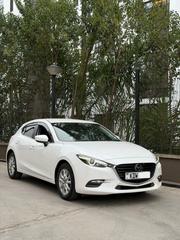 Mazda Axela 2018 White for sale