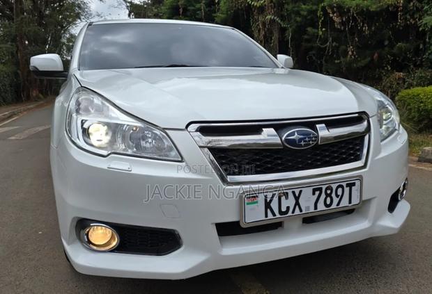 Subaru Outback 2012 White