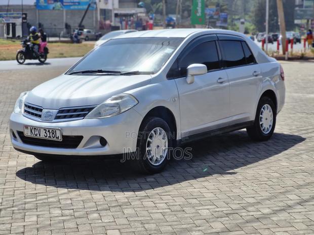 Nissan Tiida 1.5L 16V 2013 Silver