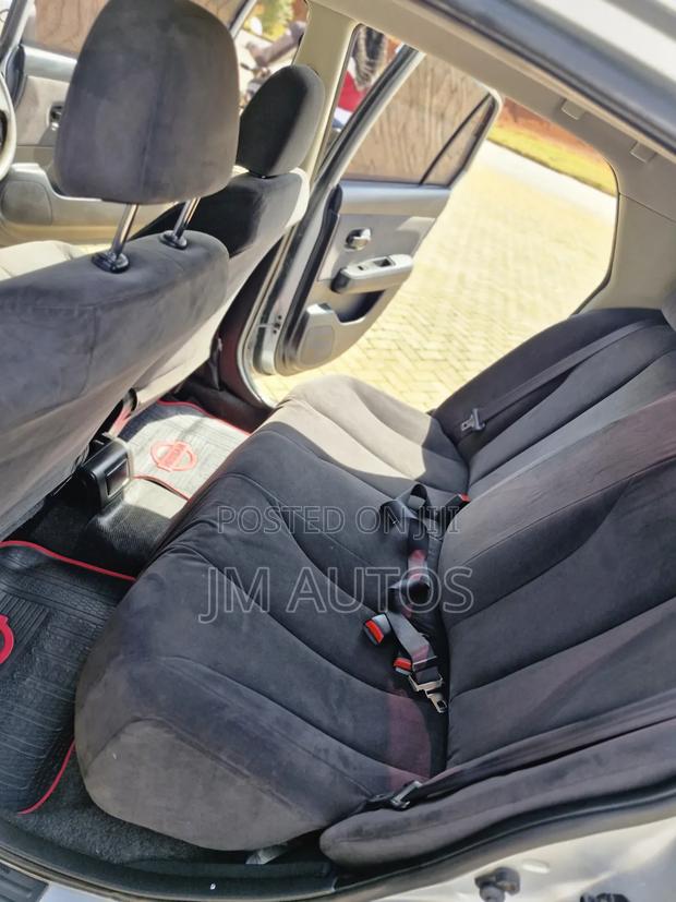 Nissan Tiida 1.5L 16V 2013 Silver
