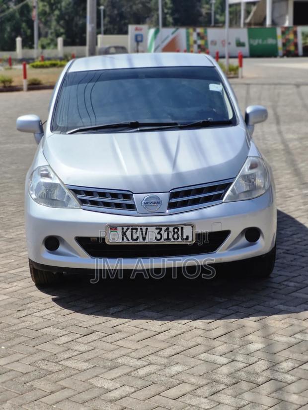 Nissan Tiida 1.5L 16V 2013 Silver