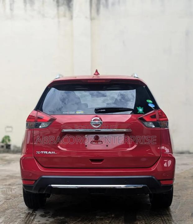 Nissan X-Trail 2020 Red