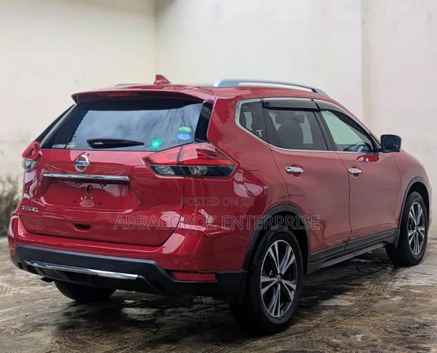 Nissan X-Trail 2020 Red