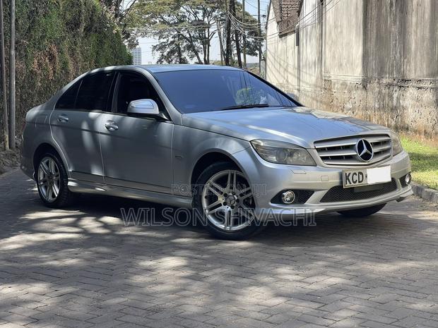 Mercedes-Benz C200 2008 Silver