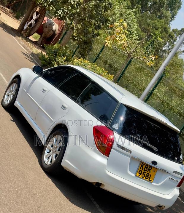 Subaru Legacy 2005 White