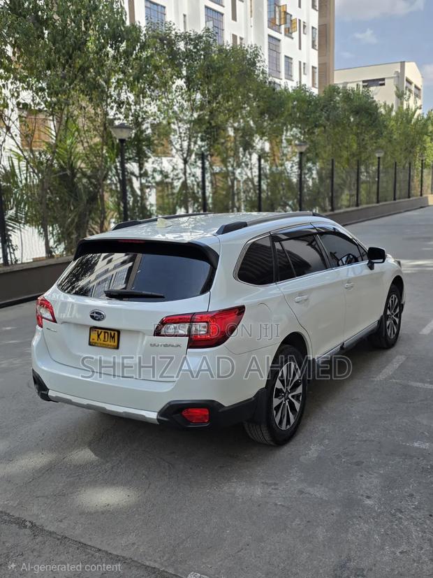 Subaru Outback 2016 White