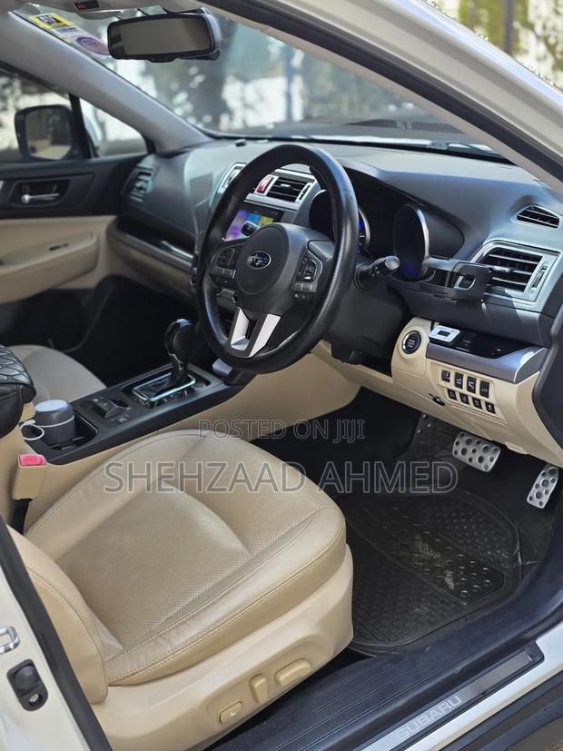 Subaru Outback 2016 White
