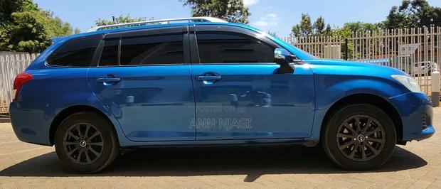 Toyota Corolla Fielder 1.5 Petrol FWD 2014 Blue