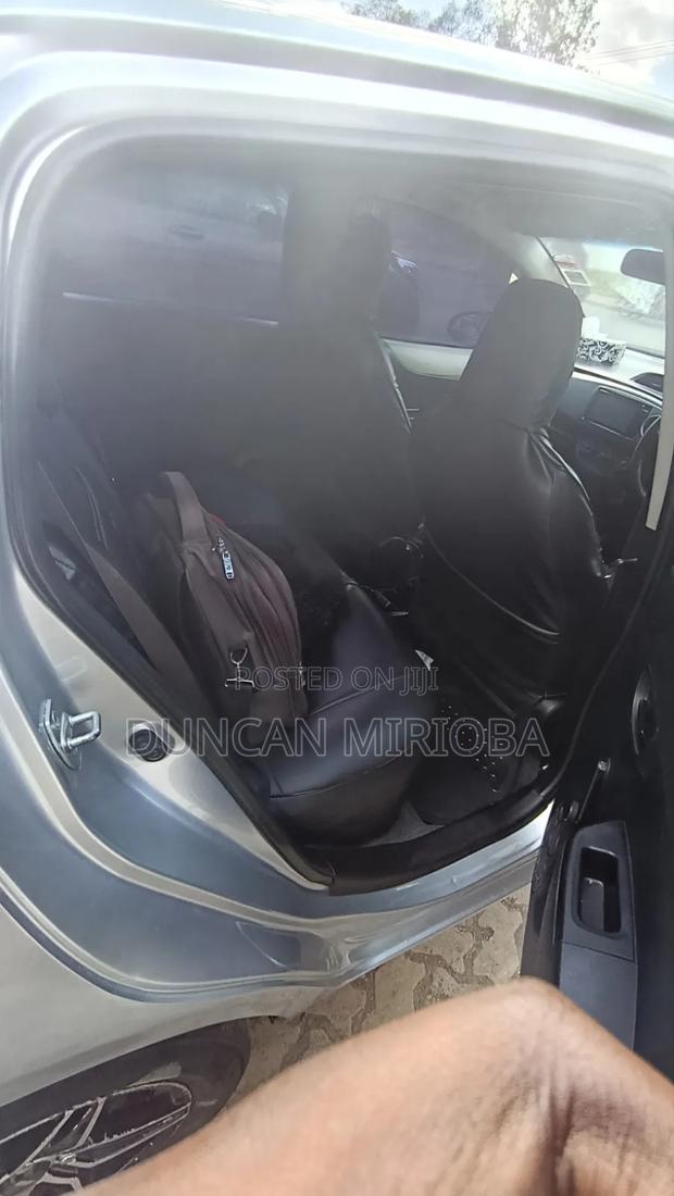 Toyota Vitz 2012 Gray