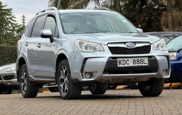 Subaru Forester 2.0XT Premium 4dr SUV AWD (2.0L 4cyl Turbo CVT) 2014