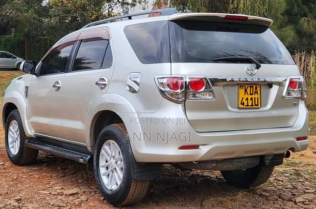 Toyota Fortuner 2.7 AWD 2014 Silver