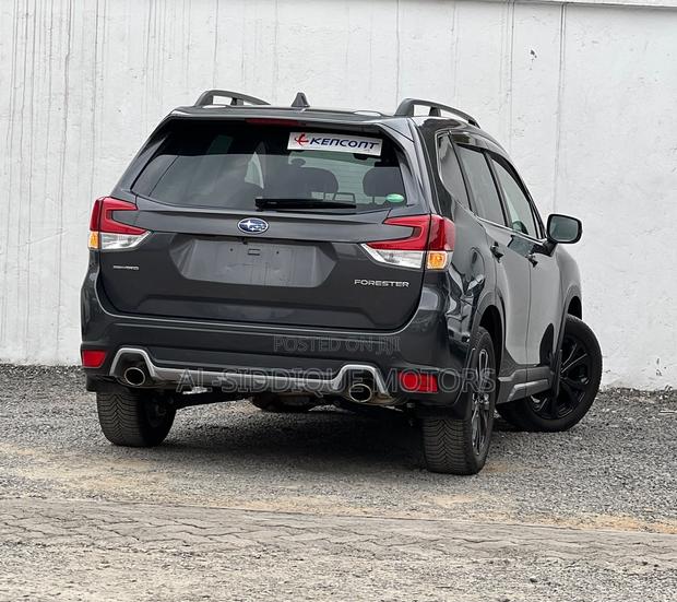 Subaru Forester 2020 Gray