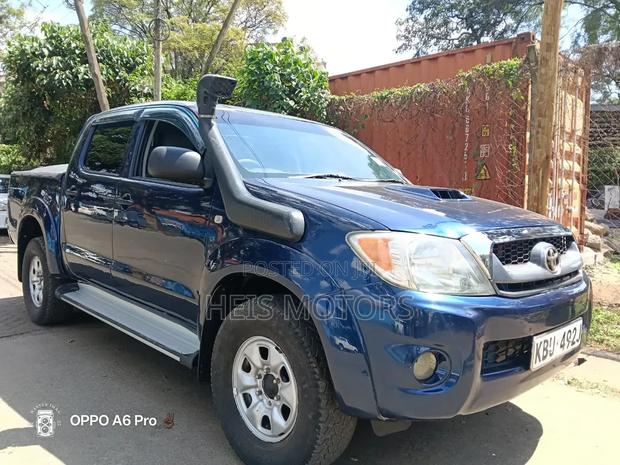 Toyota Hilux 2008 Blue