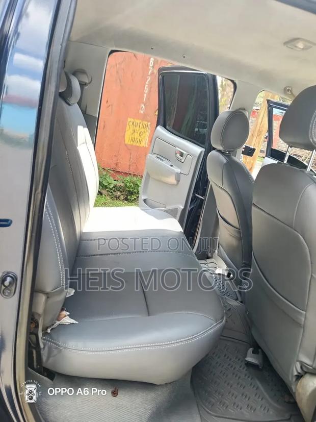 Toyota Hilux 2008 Blue