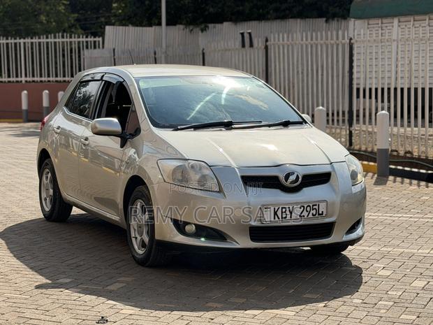 Toyota Auris 2005 Silver