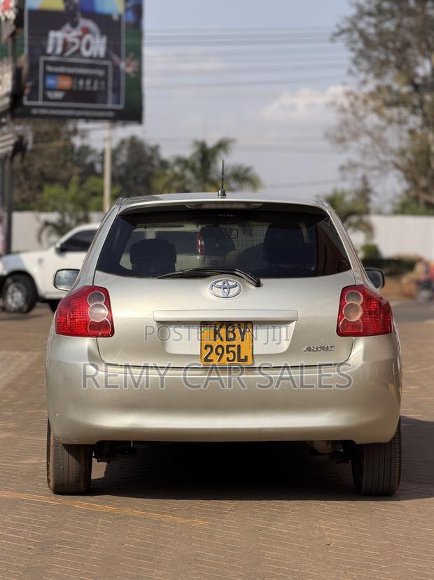 Toyota Auris 2005 Silver
