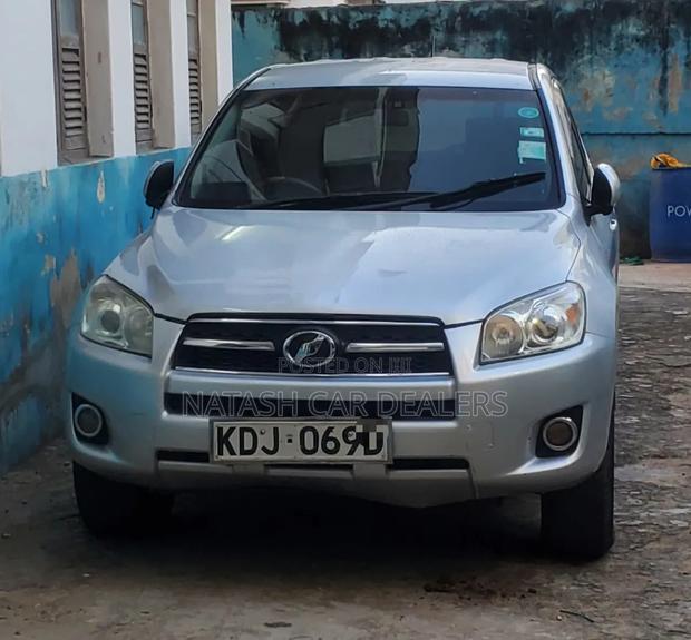 Toyota RAV4 2015 Silver