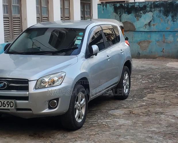 Toyota RAV4 2015 Silver
