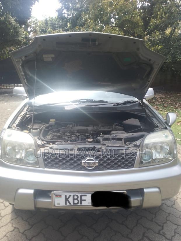 Nissan X-Trail 2001 Gray