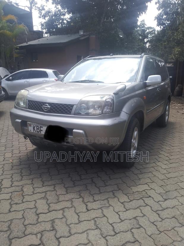 Nissan X-Trail 2001 Gray