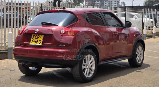 Nissan Juke 2011 Red