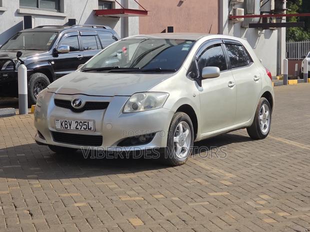 Toyota Auris 2005