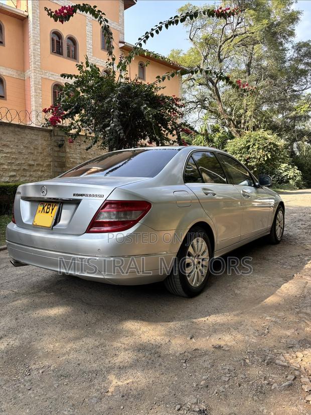 Mercedes-Benz C180 2008 Silver