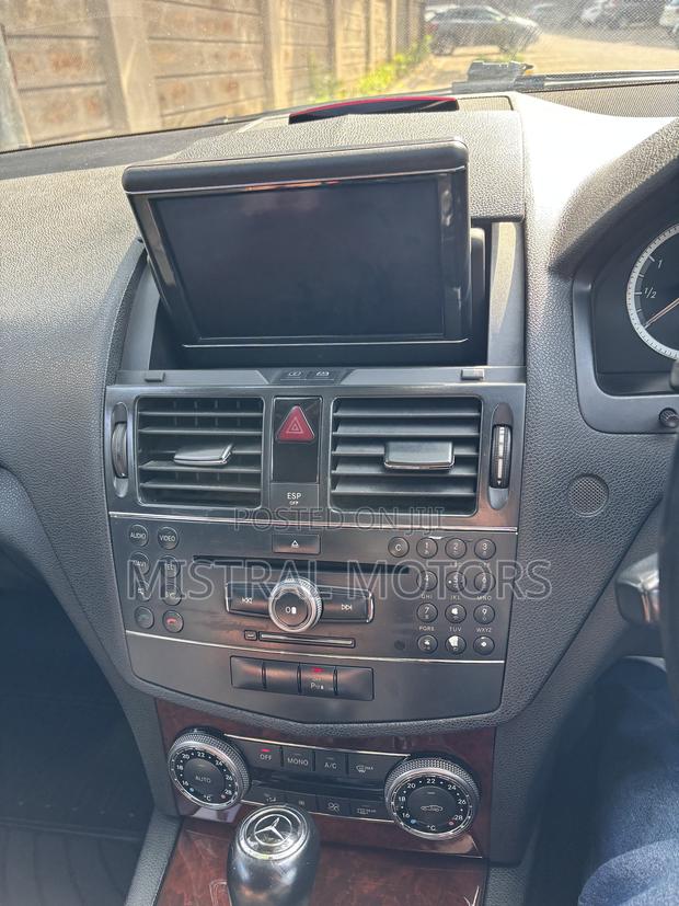 Mercedes-Benz C180 2008 Silver