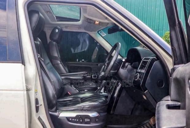 Land Rover Range Rover Vogue 2010 Off white
