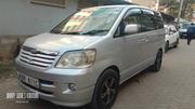 Toyota Noah 2005 Silver for sale
