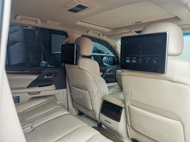 Lexus LX 2015 White