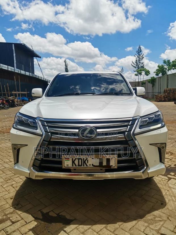 Lexus LX 2015 White