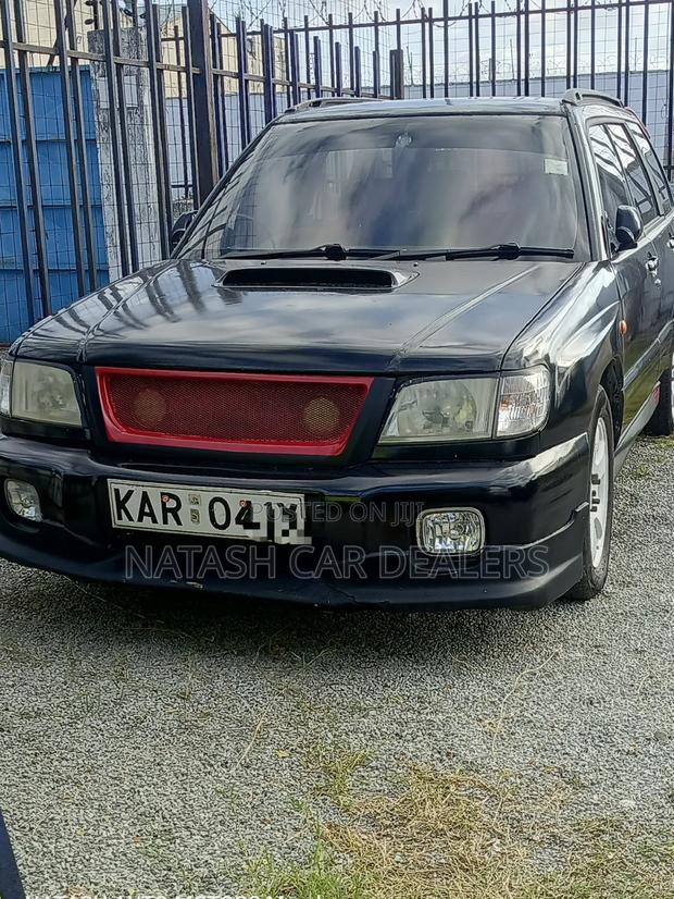 Subaru Forester 2001 Black