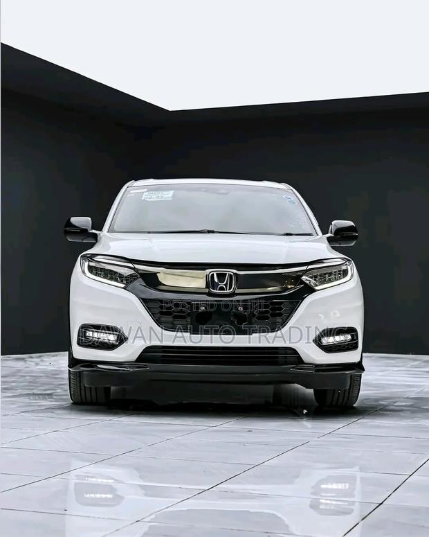 Honda Vezel 2019 White
