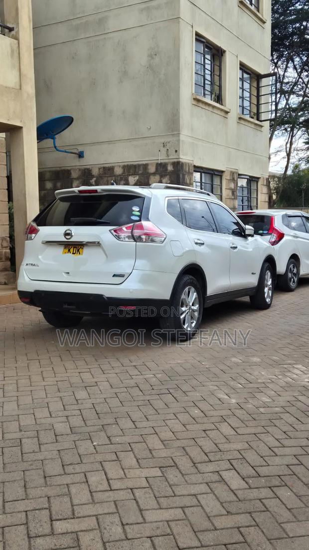 Nissan X-Trail 2015 White